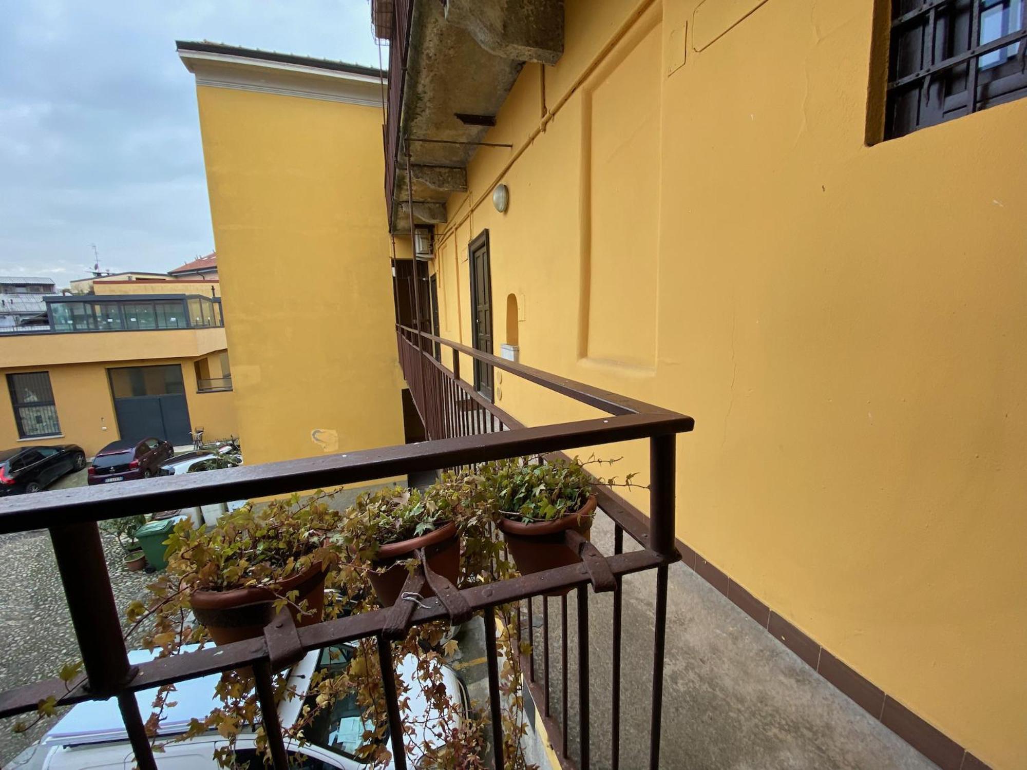 Monolocale Morimondo 1 Milán Exterior foto